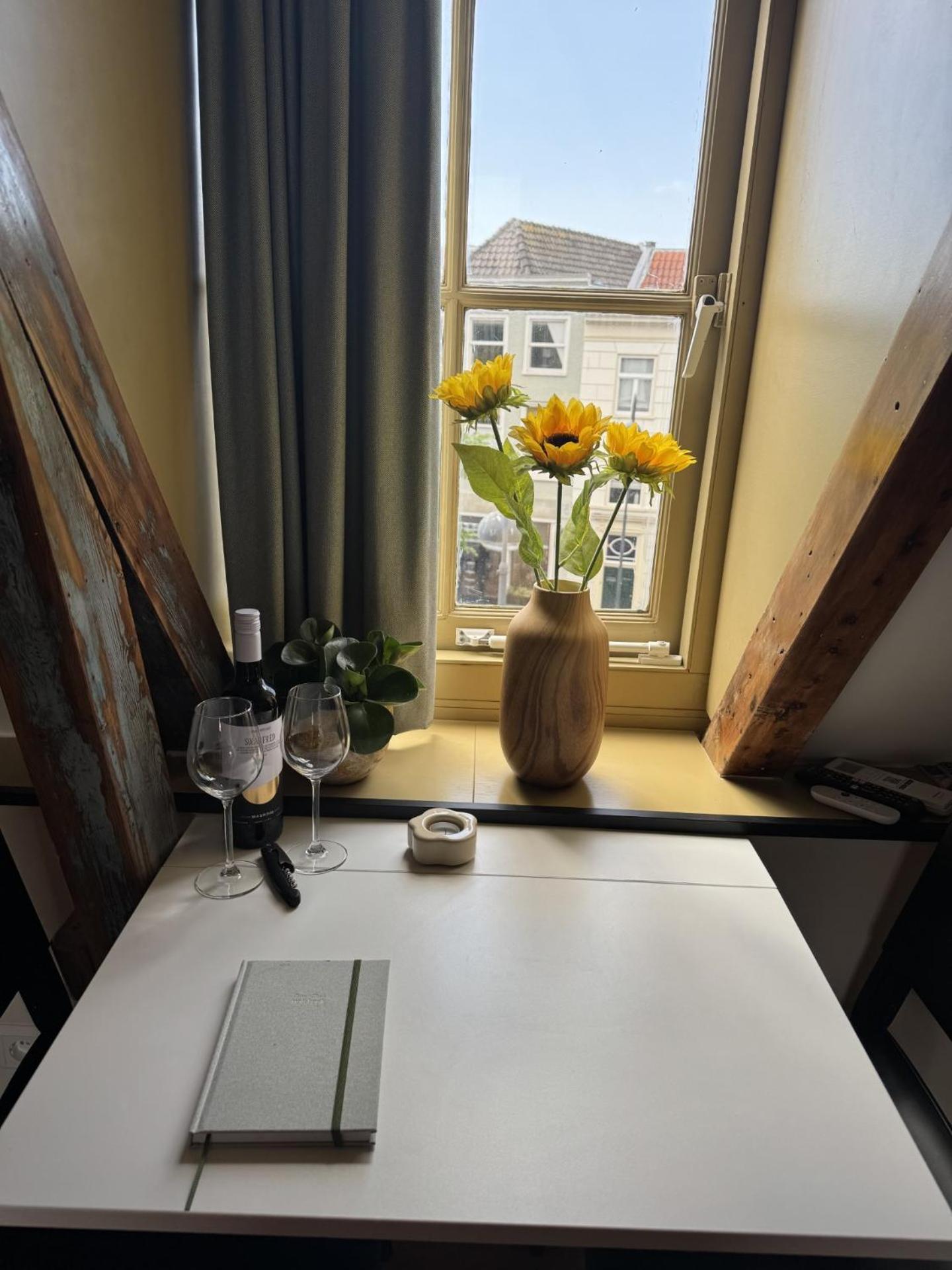 The Hazel House Bed & Breakfast Haarlem Bagian luar foto